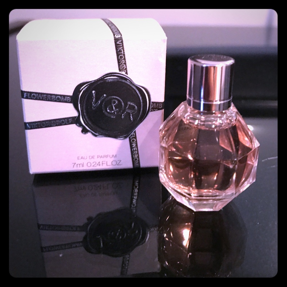Viktor & Rolf mini perfume