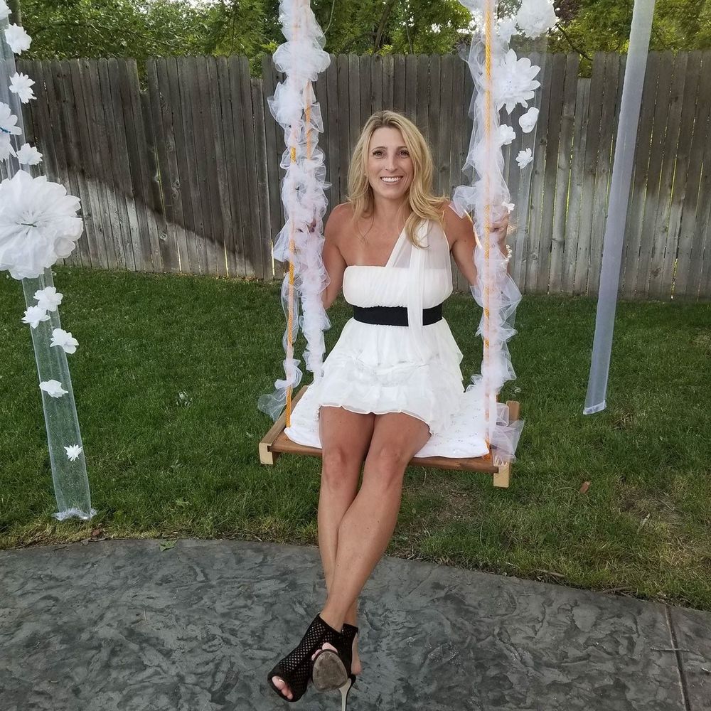 Meet your Posher, Jennifer