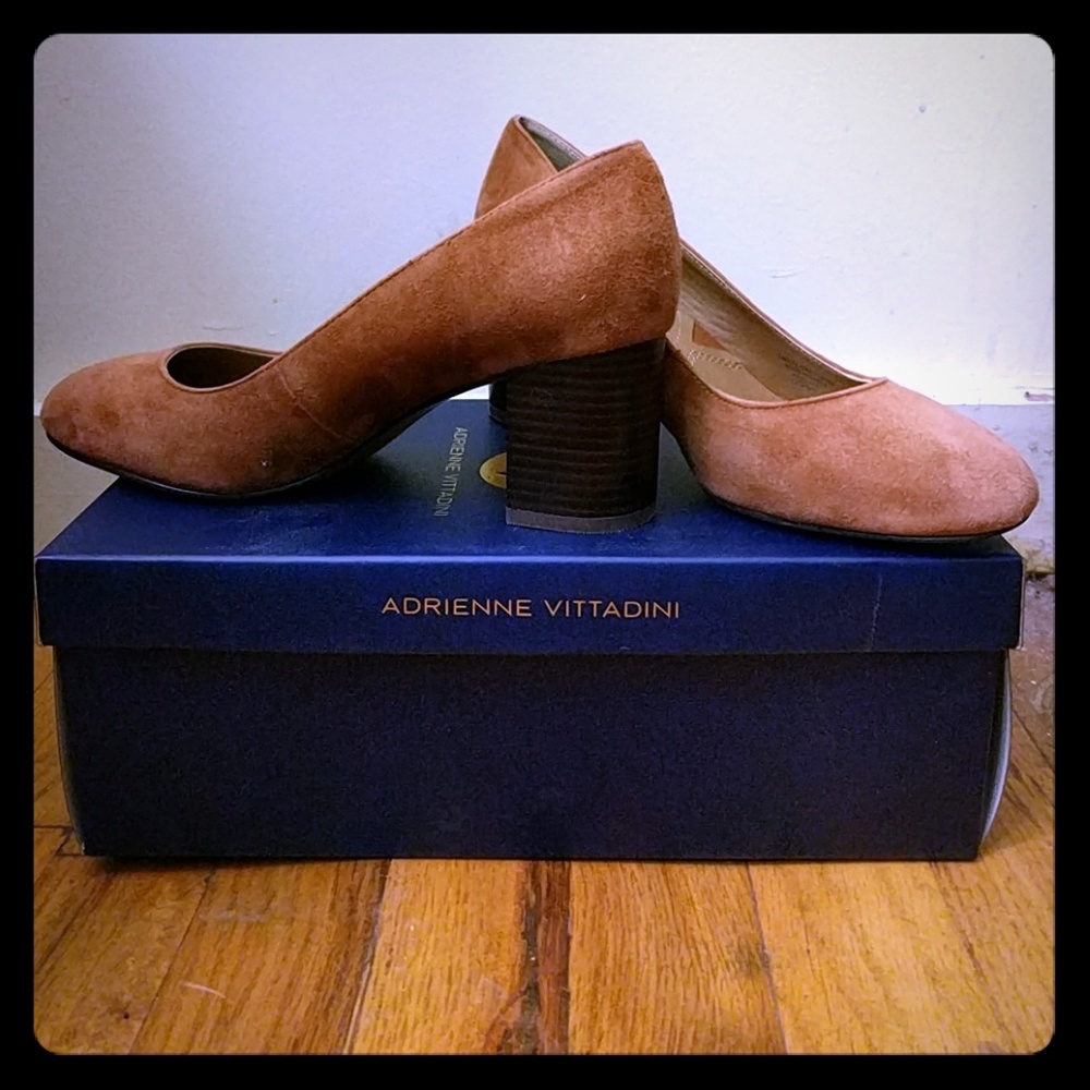 Adrienne Vittadini Glatz Pump