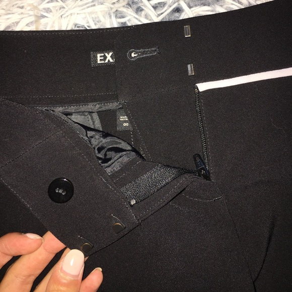 Express polyester shorts - Picture 2 of 4