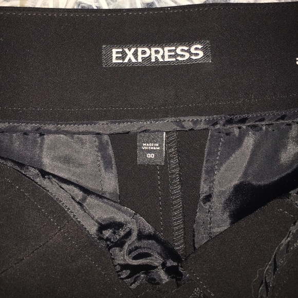 Express polyester shorts - Picture 3 of 4