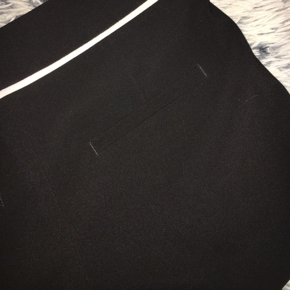 Express polyester shorts - Picture 4 of 4