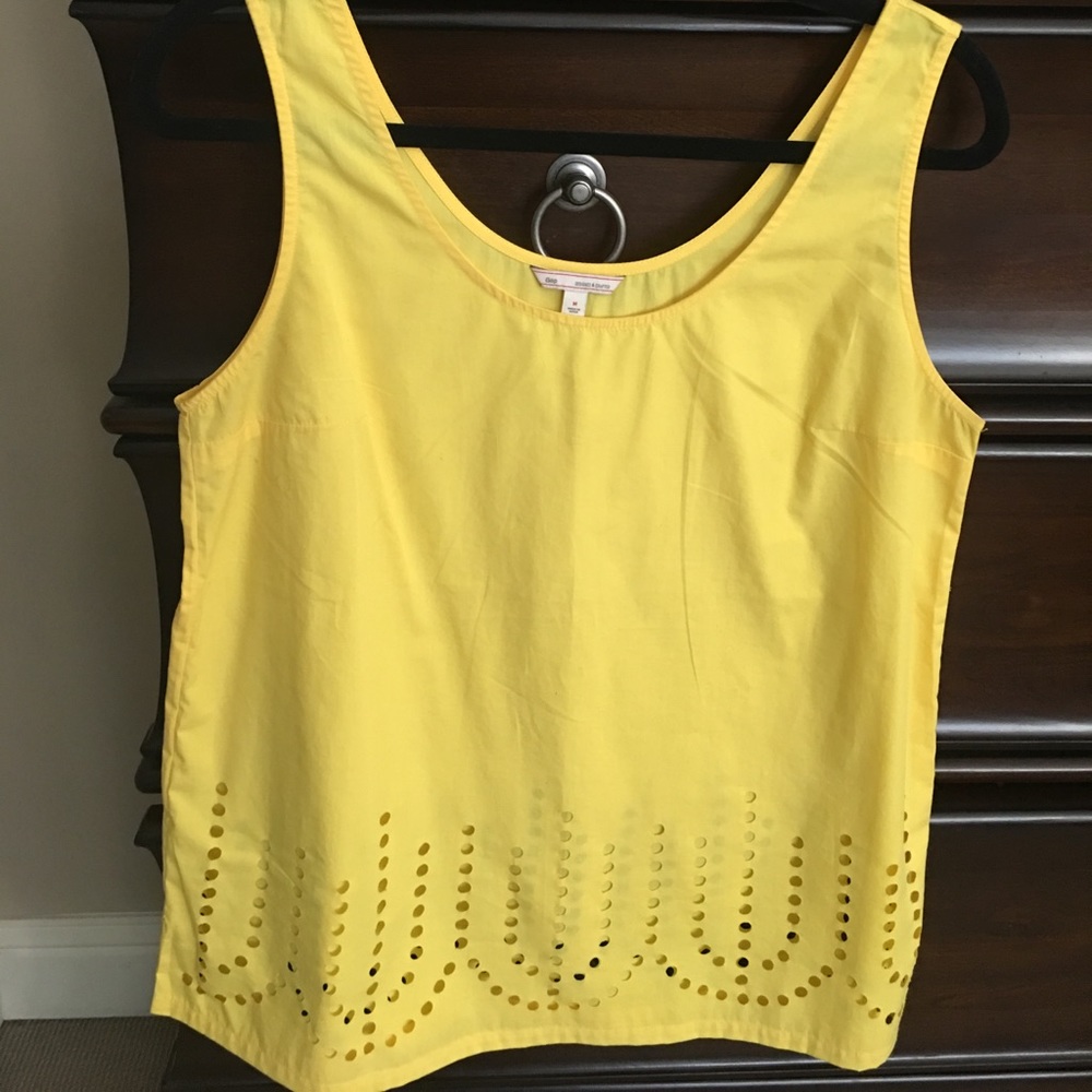 Yellow tank