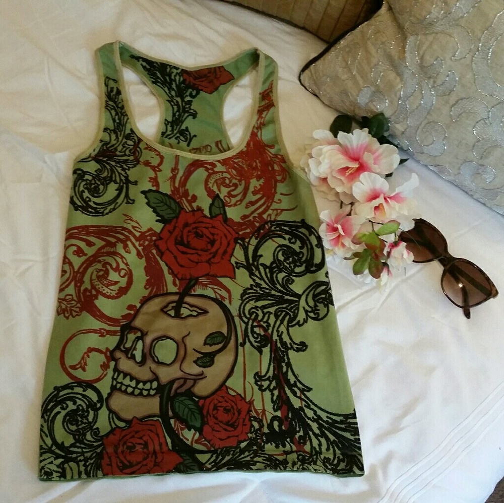 Skull & Roses Workout Tank - Picture 1 of 2