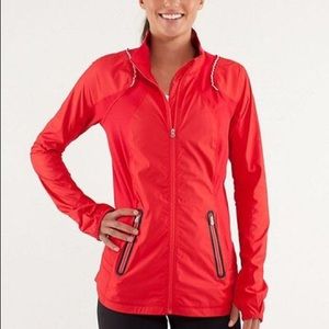 Lululemon Red Nothin but Run Running jacket size 6