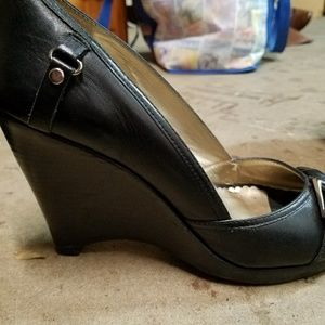 Jessica Simpson Black Wedges