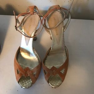 Emporium Armani khaki heels size 7