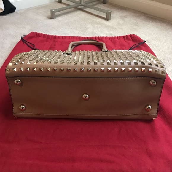 Valentino Dome Studded Taupe Bag - Picture 4 of 8