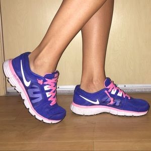 Nike shoes- blue