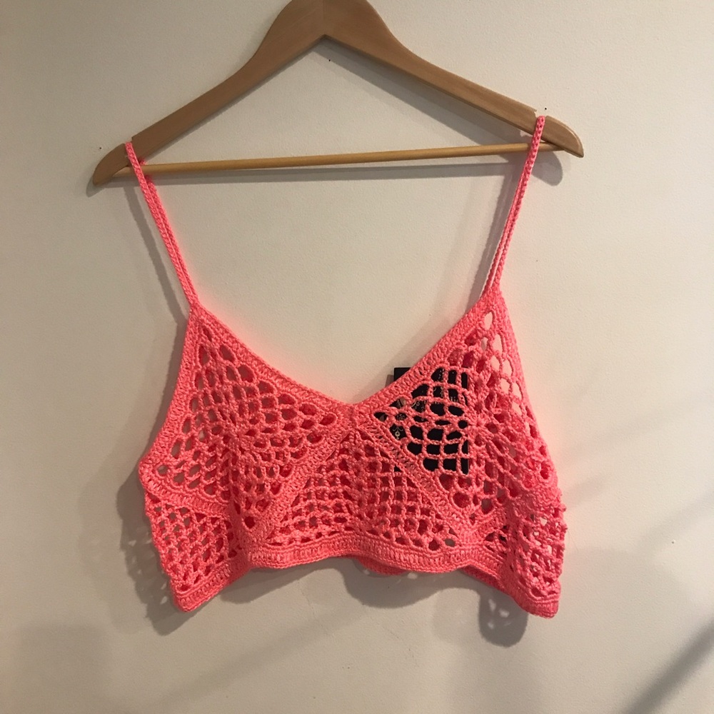LF Crochet Crop Top - Picture 3 of 6