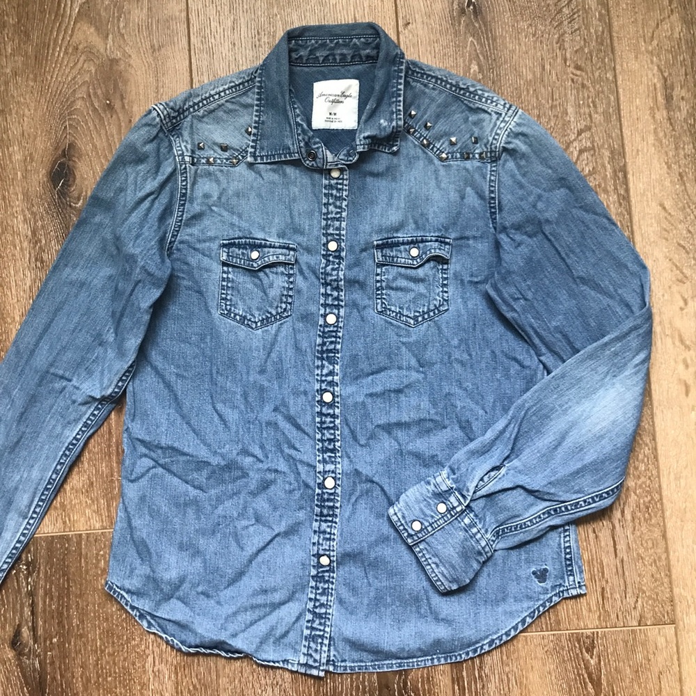 Chambray Longsleeve Shirt