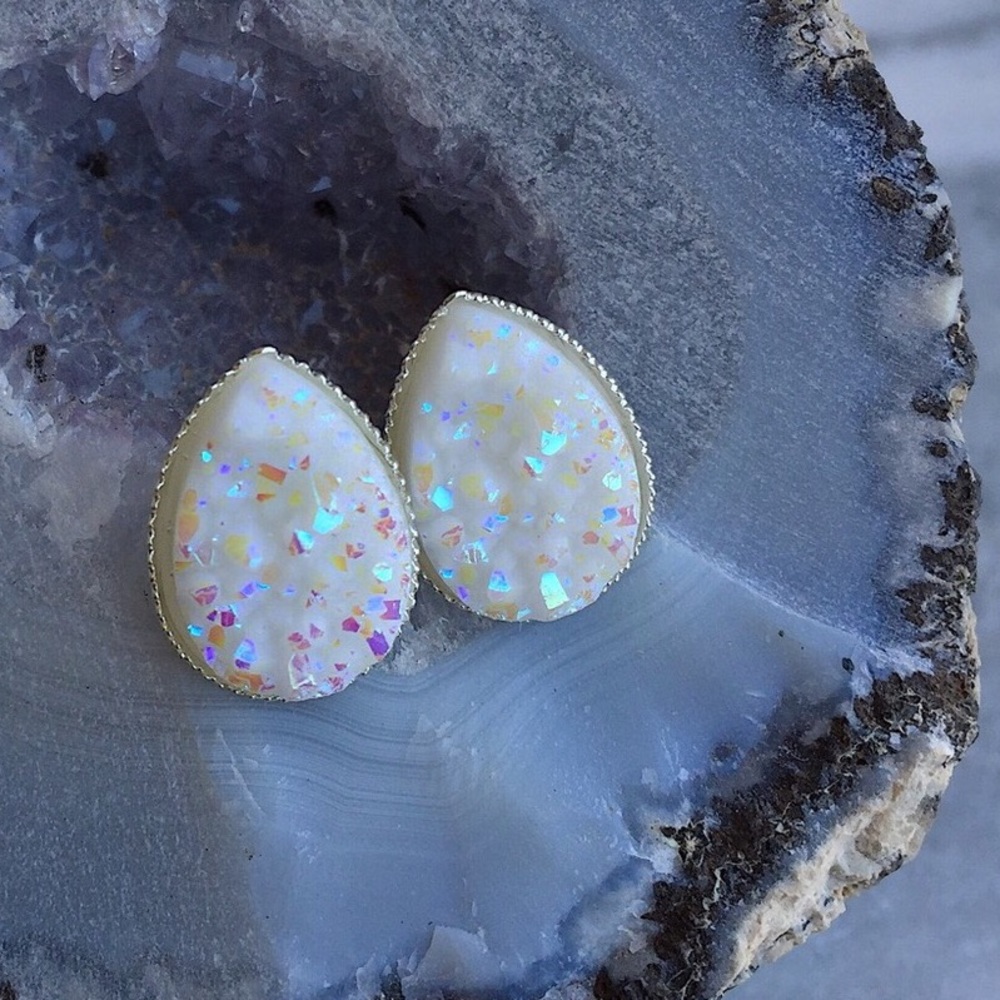 ❗️ONE PAIR LEFT❗️ Opal Teardrop Earrings