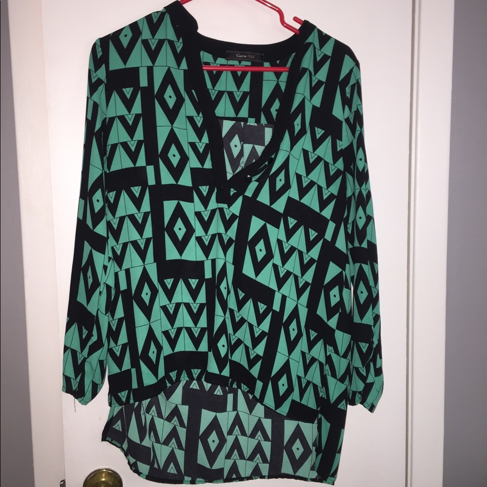 blouse green and black