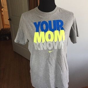 Nike boys size large shirt. Never worn!