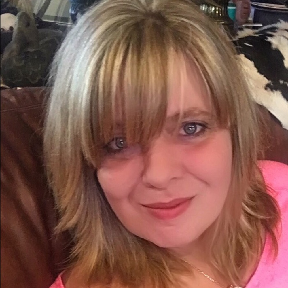 Meet your Posher Melissa !!