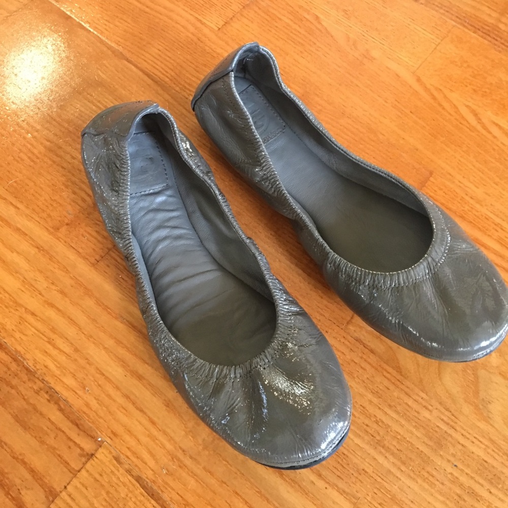 Tory burch flats size 8