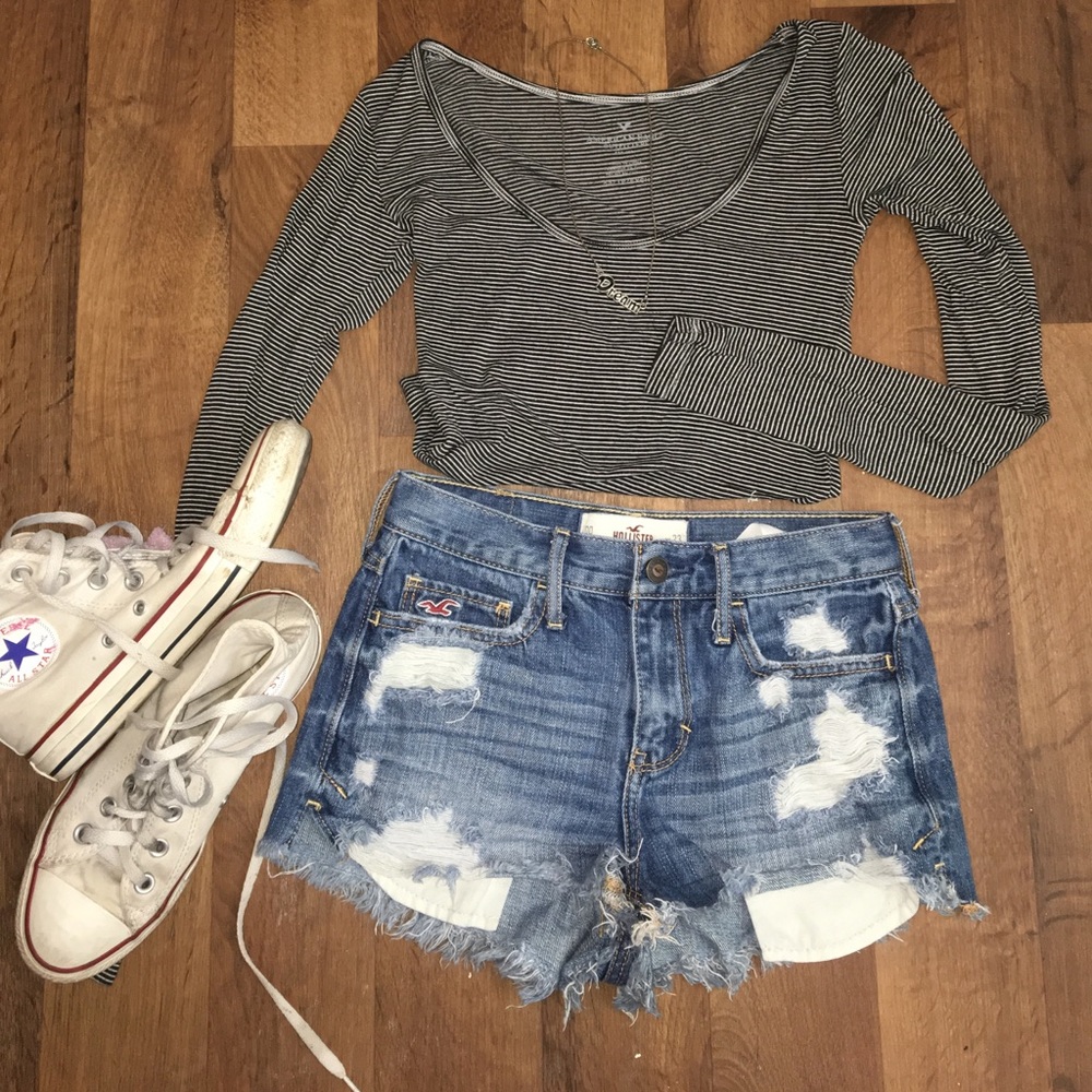 SOLD ON MERC** high waisted blue jean shorts