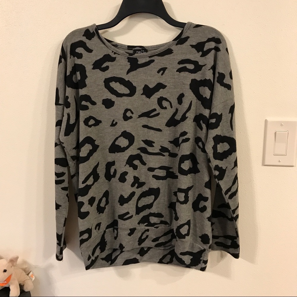 Rue 21 sweater