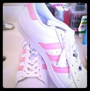 Adidas Pink Superstar
