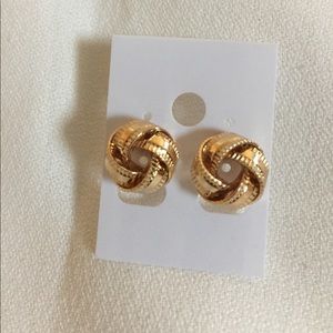 Gold Tone Cute Button Earrings