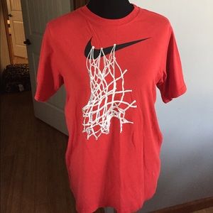 Nike boys shirt size xl