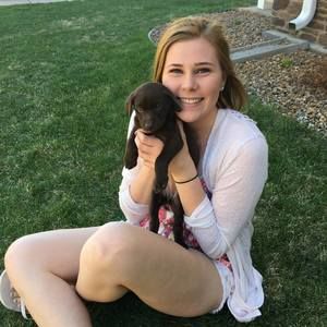 Meet your Posher, Adrienne