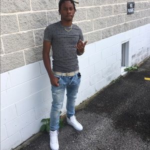 Meet your Posher, Larry