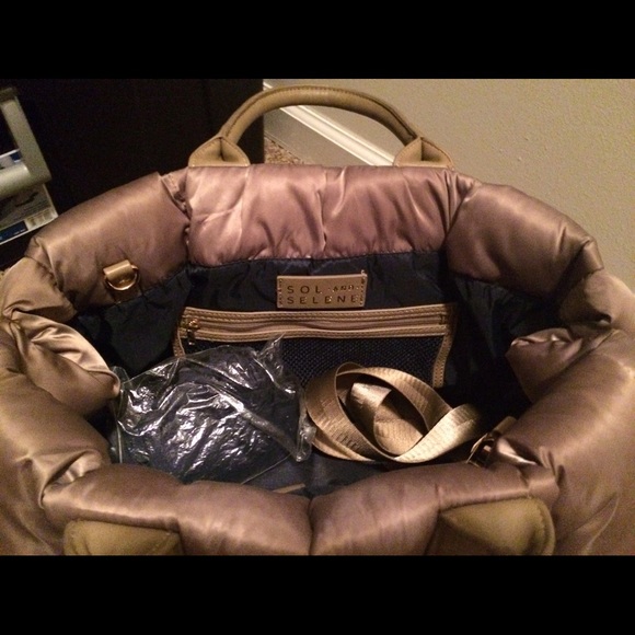 EUC Sol and Selene Marathon Bag - Picture 2 of 2