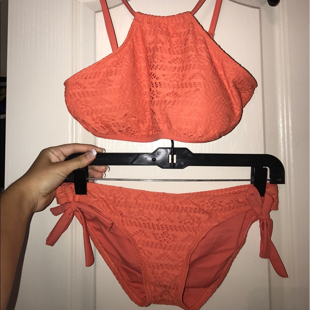 Bikini top and bottom combo