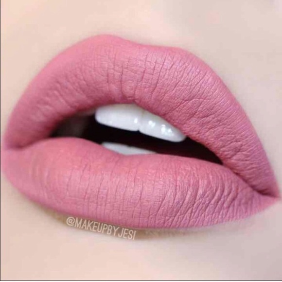 [SOLD] Liquid Matte Lipsticks Collection - Picture 3 of 4