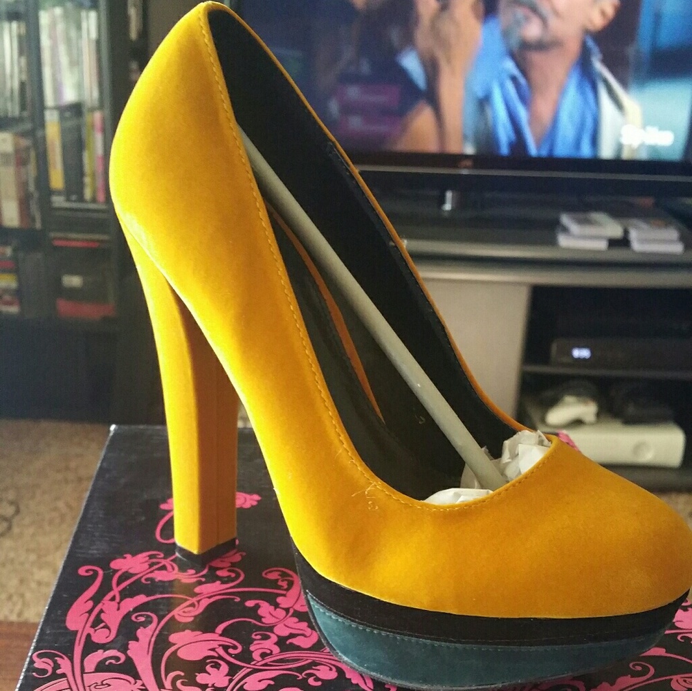 Platform heels