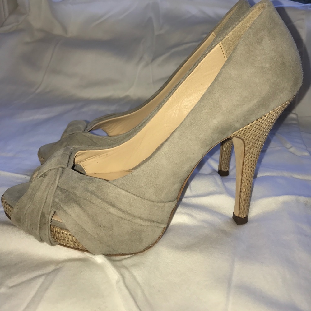 New Boutique 9 Grey Suede Peep Toe Pumps