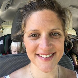 Meet your Posher, Julie