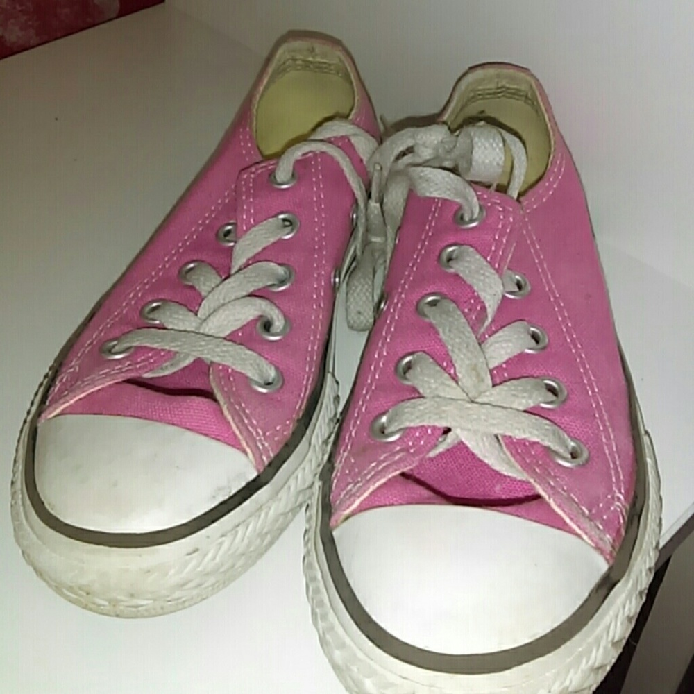 Pink Converse Chuck Taylor's