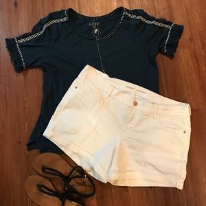 Old Navy White Boyfriend Shorts -14