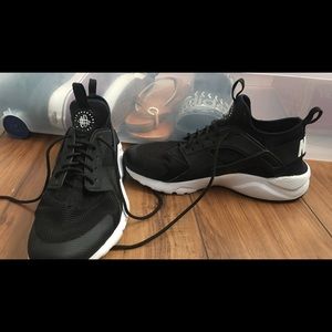 nike huaraches so dope