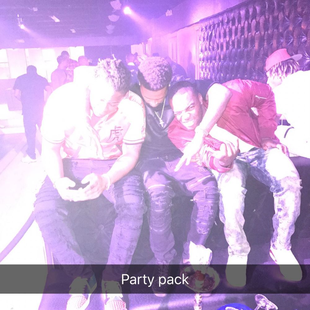 Meet your Posher, Larry