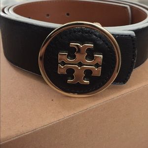 Tory Burch 1.5" Reversible Logo Belt