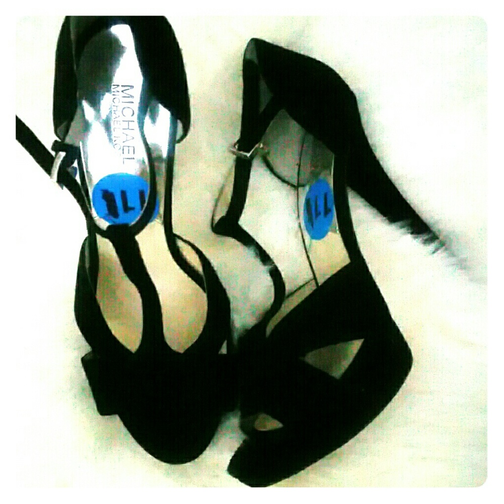 Brand new Michael Kora black high heels