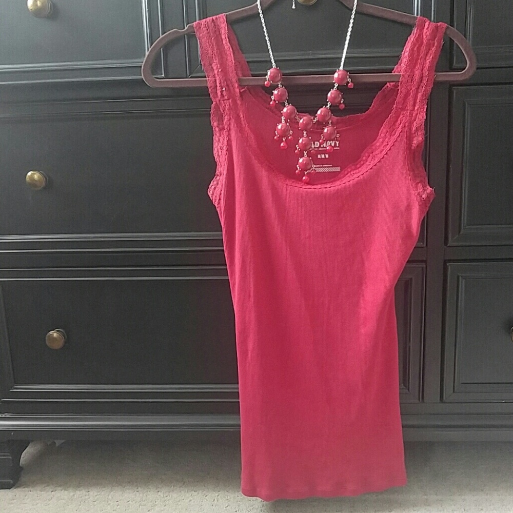 Red old navy tank top