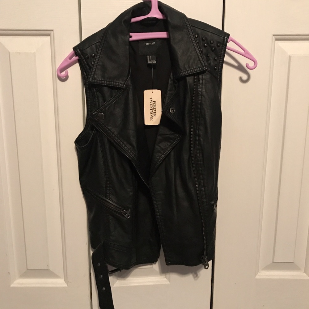 LEATHER VEST