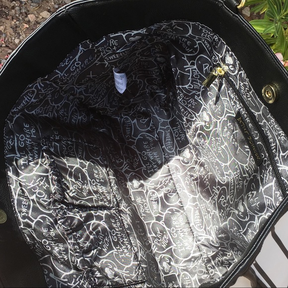 Betsey Johnson 💕w/ pull out cat pouch & pink bow - Picture 3 of 8