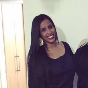 Meet your Posher, Gabriela