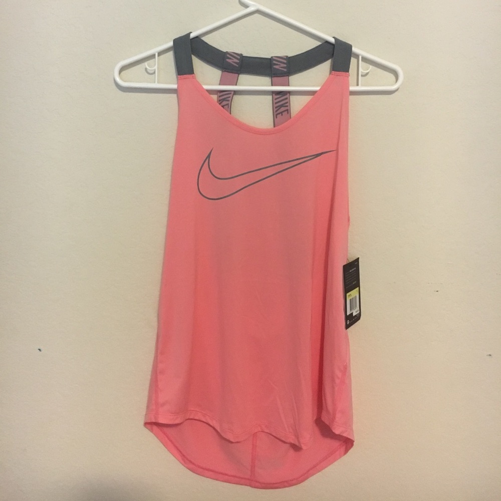 ✨FLASH SALE✨ NWT DriFit Tank!!