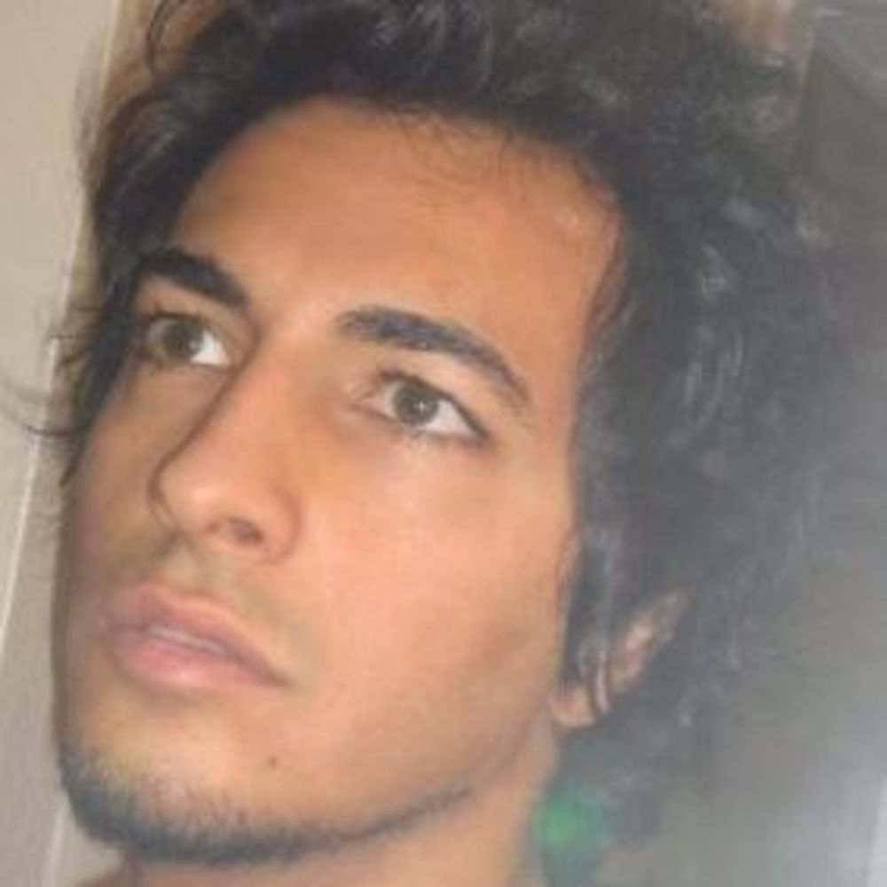 Meet your Posher, Ali