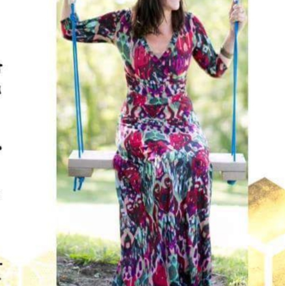 SOLD Nwot Honey and Lace Rocklin wrap dress XL
