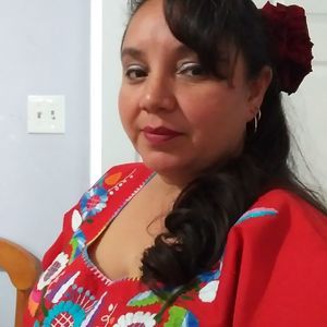 Meet your Posher, Elvira