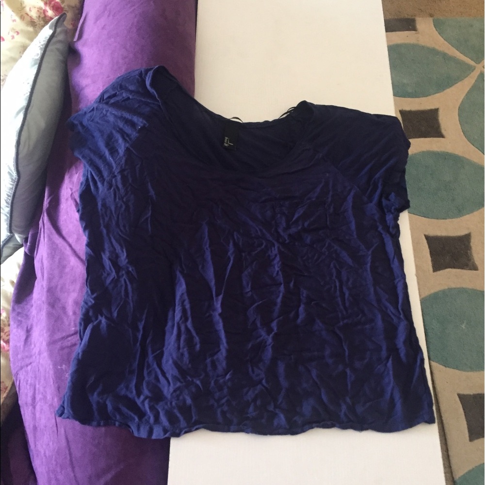 H&M oversized t-shirt with pocket - like new!