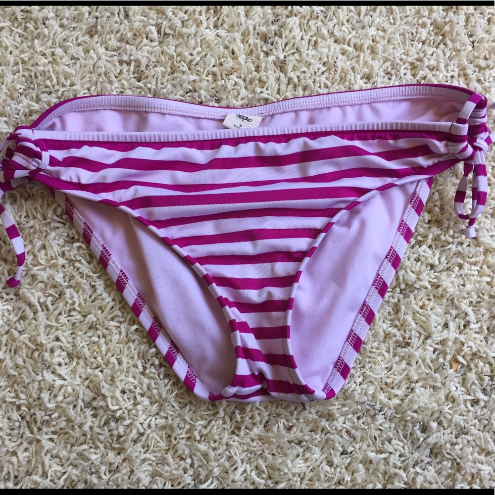 Mossimo Fuchsia Purple Pink White Stripe Bottoms