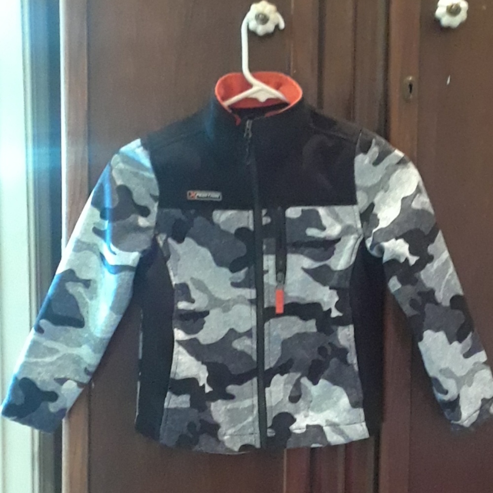Mountain pedition camo jacket